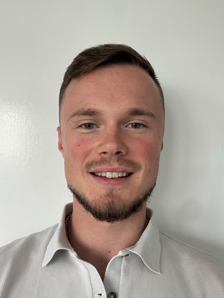 Stefan Stoll — KI & Cloud Security Spezialist